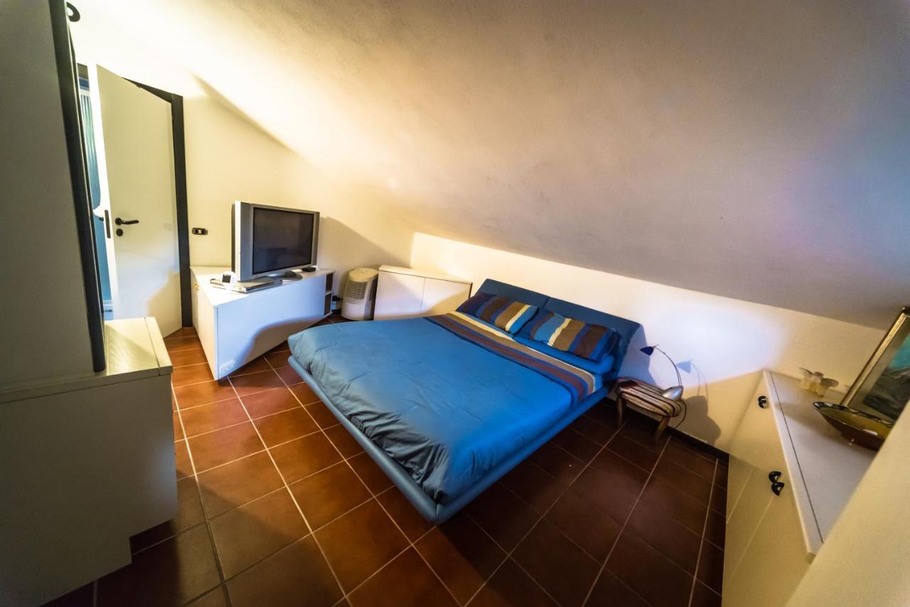 Villa Buzzi Besozzo ภายนอก รูปภาพ