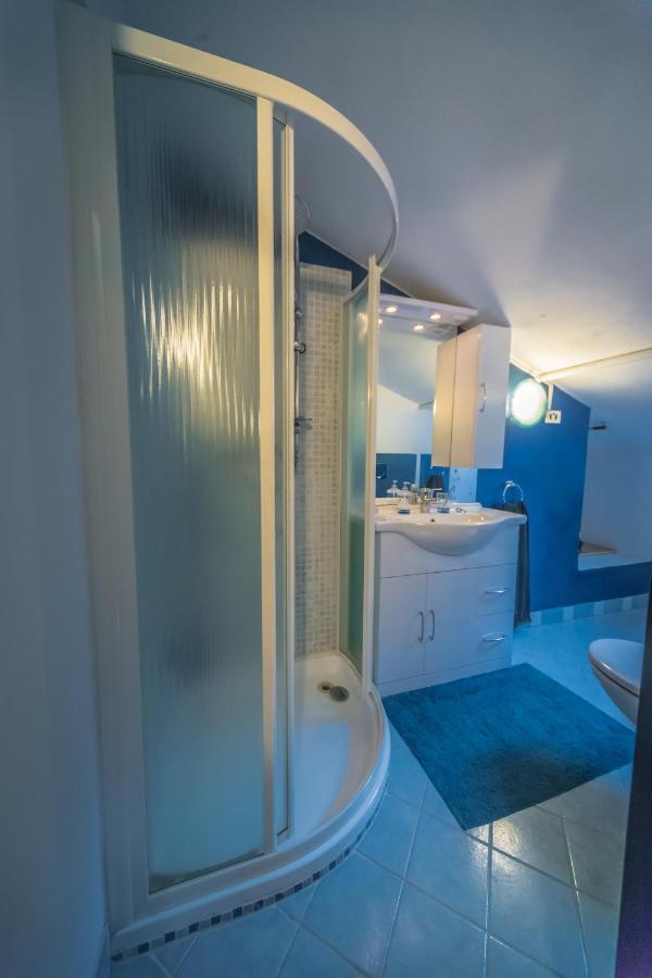Villa Buzzi Besozzo ภายนอก รูปภาพ